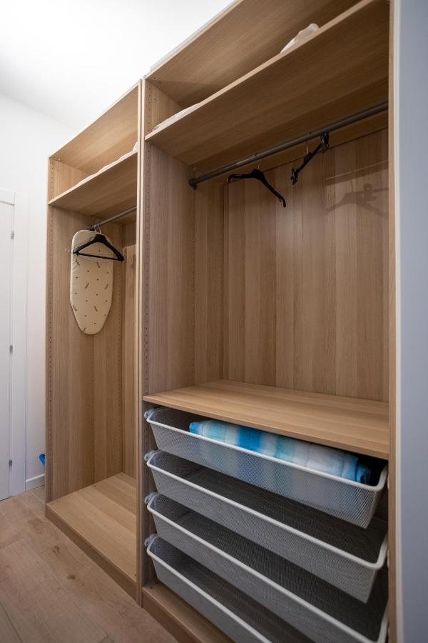City Centre Apartment - 10 Minutes To Duomo - Free Wifi E Netflix Milan Bagian luar foto